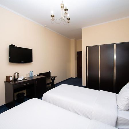 יירבאן 14 Floor Hotel חדר תמונה