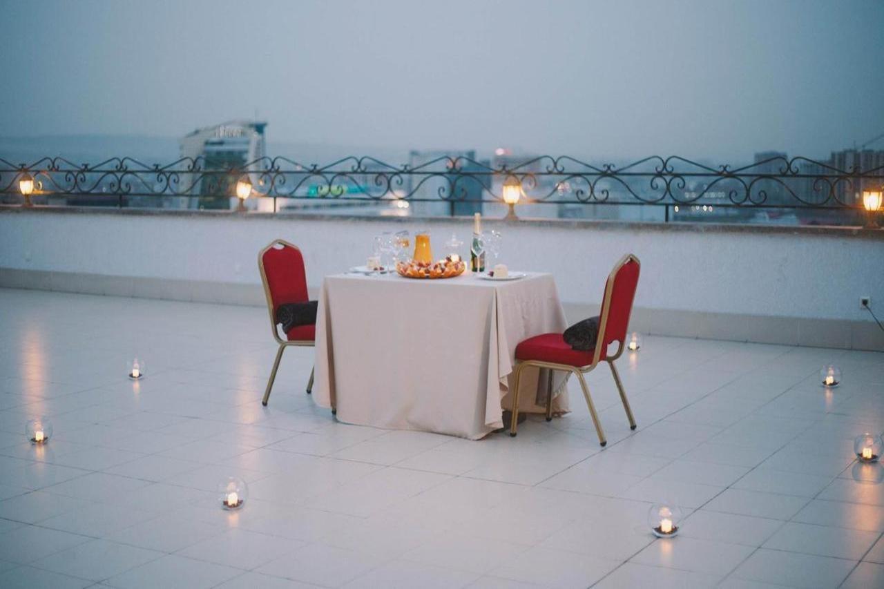 יירבאן 14 Floor Hotel מראה חיצוני תמונה
