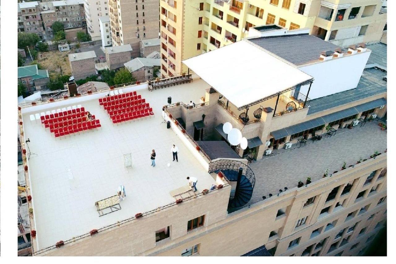 יירבאן 14 Floor Hotel מראה חיצוני תמונה